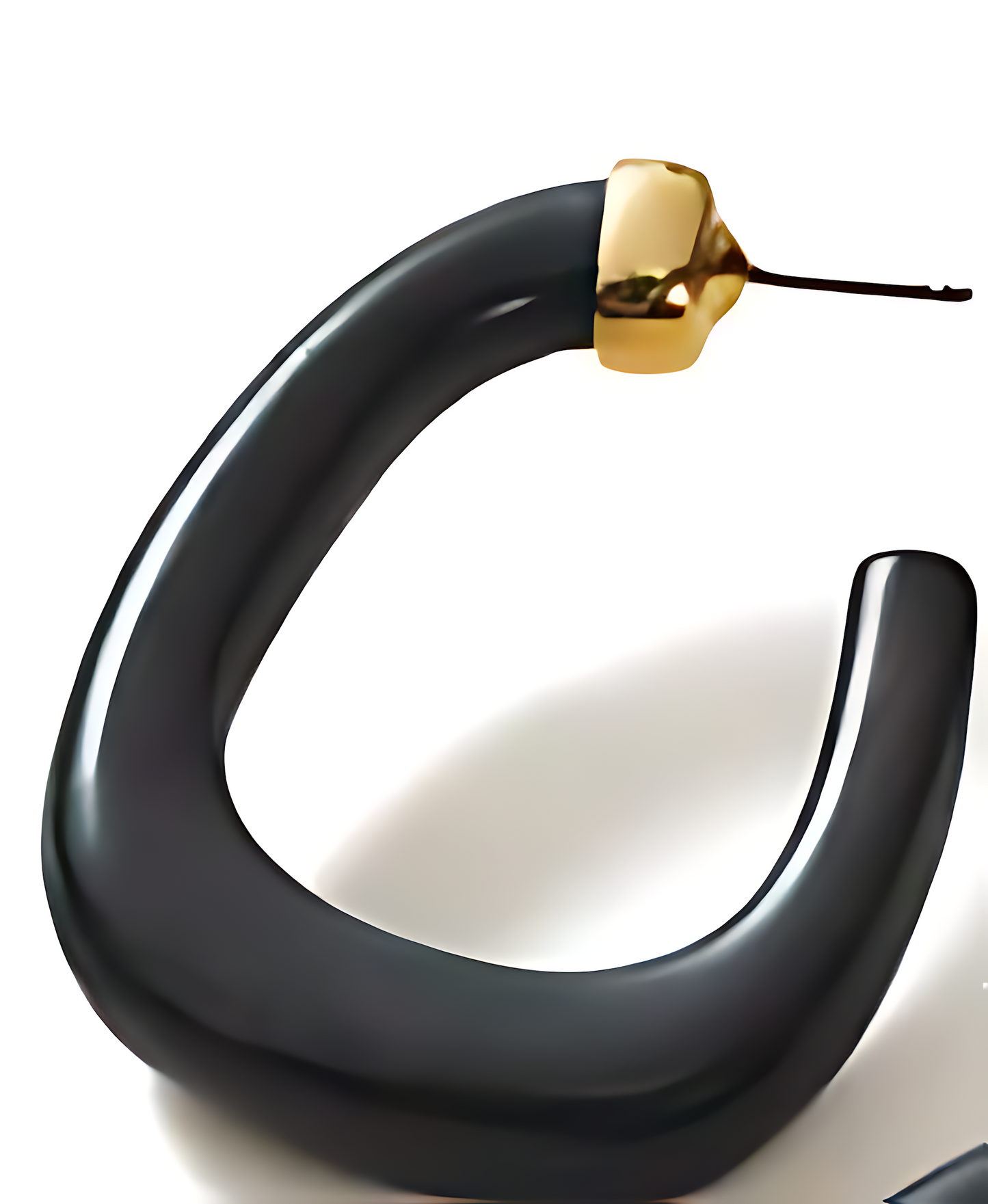Hoop Earrings Miramar Black,in 24 k Gold plated with veined in Camelia